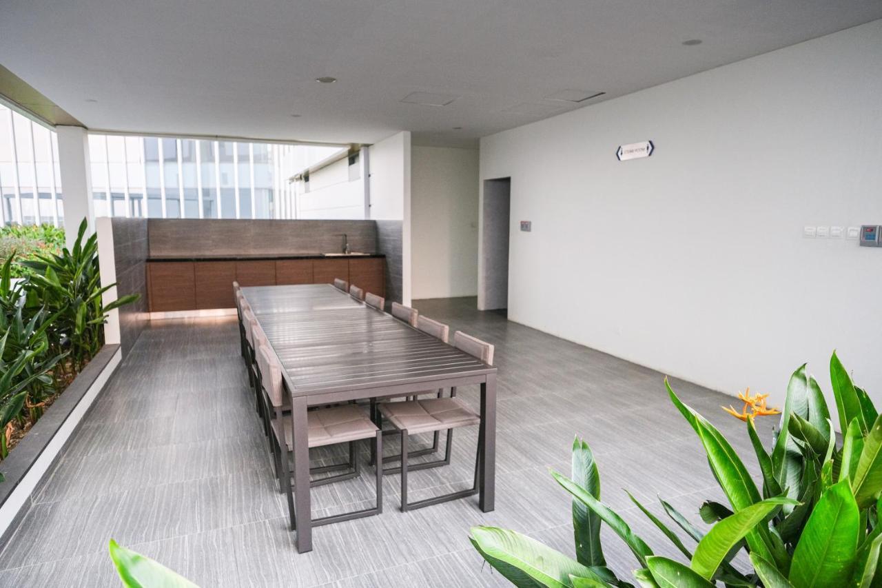 Lovina 17-11 At Harbour Bay Residences Nagoya Exterior photo