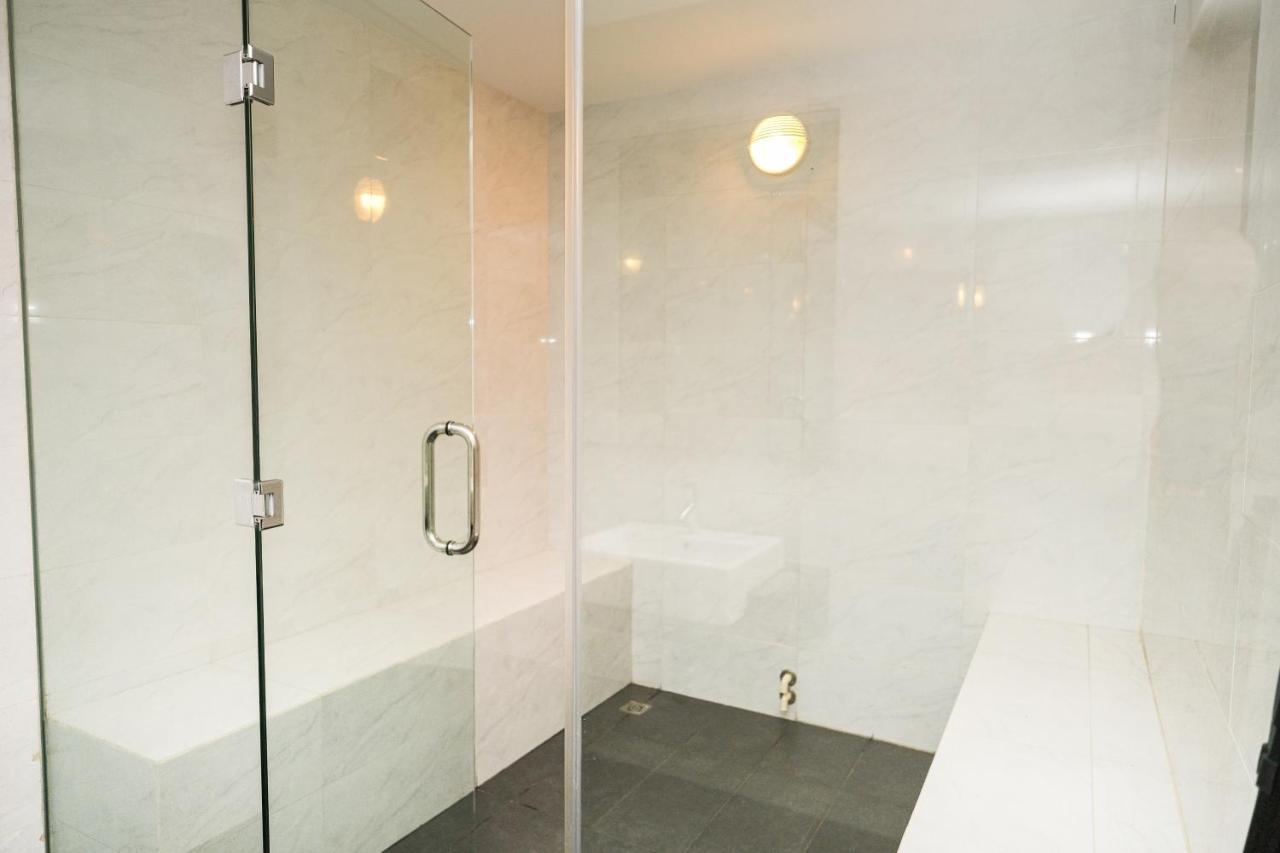Lovina 17-11 At Harbour Bay Residences Nagoya Exterior photo